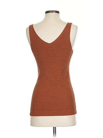 Elizabeth and James Tank Top (view 2)