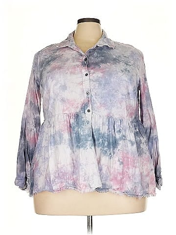 True Craft 3/4 Sleeve Button-Down Shirt (view 1)