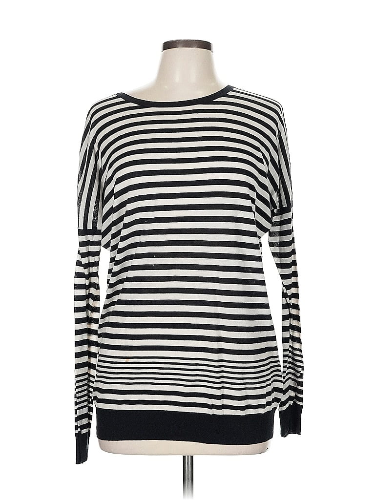 Pre-owned Vince Pullover Sweater In Black