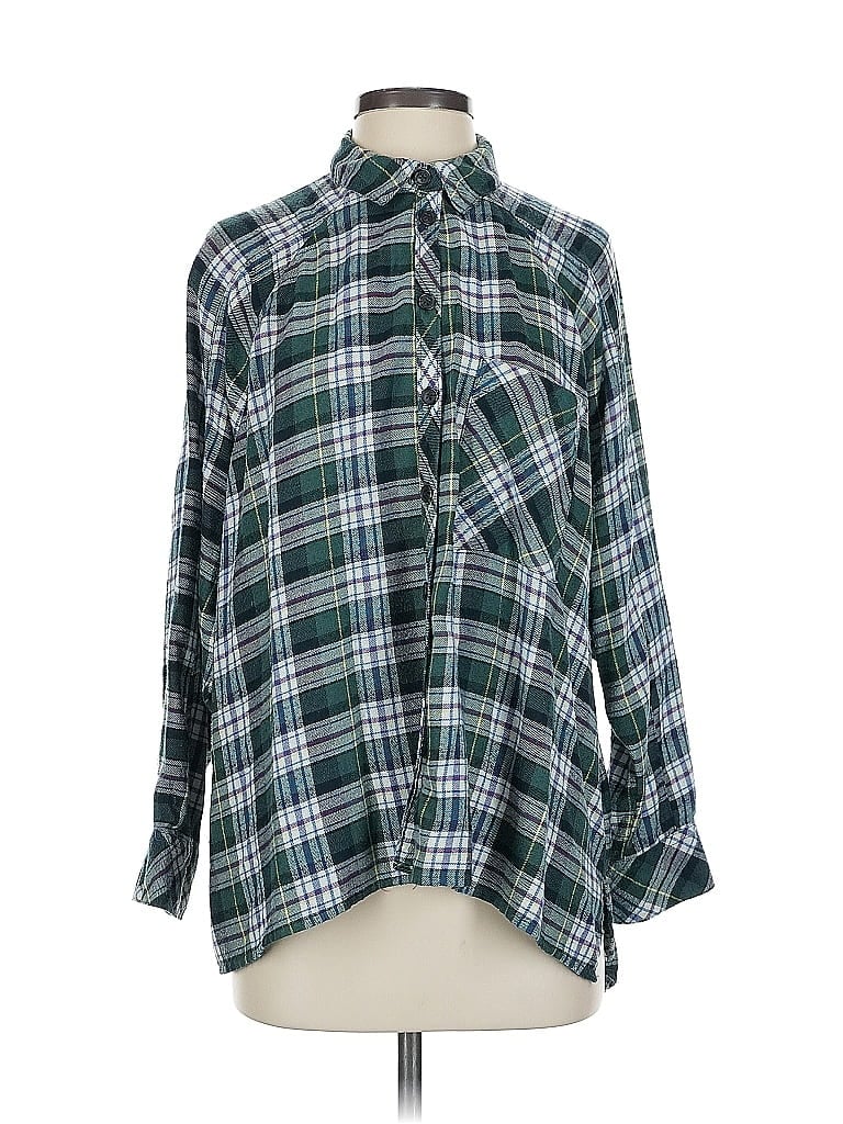 Click to view more detailed imagery on our partner's website Pre-owned Urban Outfitters 3/4 Sleeve Button Down Shirt In Green