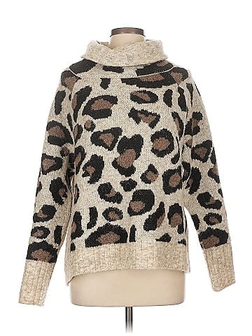 RD Style Turtleneck Sweater (view 1)