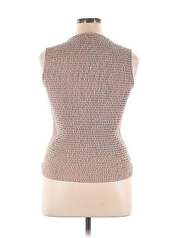 Daytrip Sleeveless Blouse (view 2)