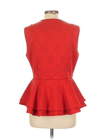 Gracia Sleeveless Top (view 2)