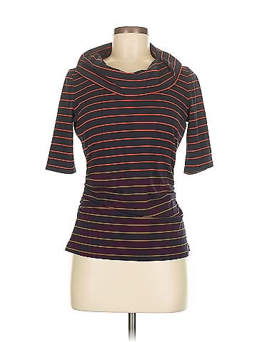 The Limited Short Sleeve Turtleneck (view 1)
