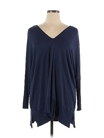 Venus Pullover Sweater (view 1)
