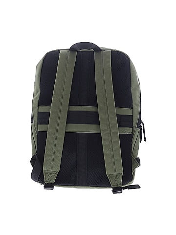 Amazon Basics Backpack (view 2)