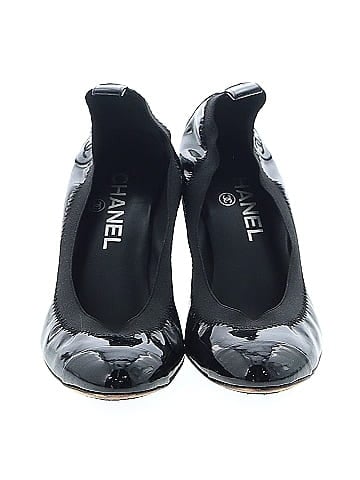 Chanel Lambskin Patent CC Elastic Stretch Pumps (view 2)
