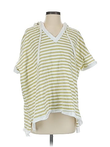 Easel Poncho (view 1)