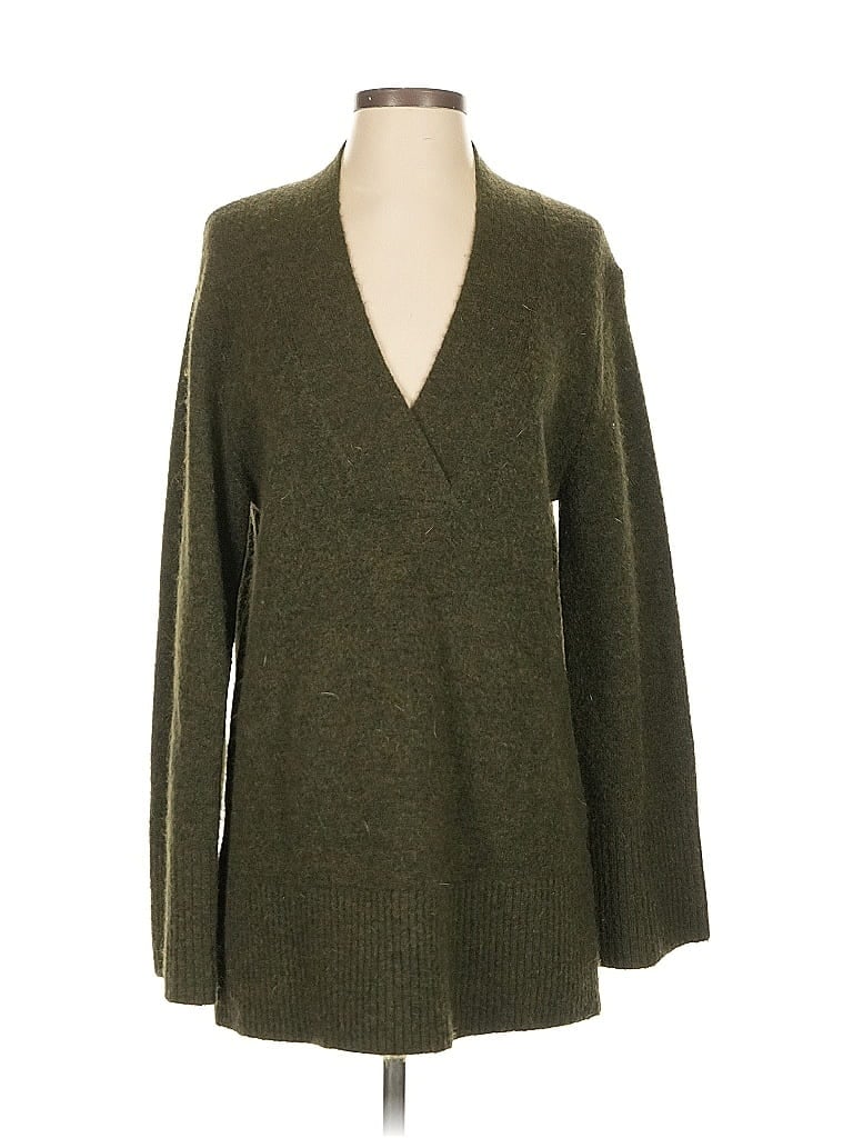 Pre-owned Banana Republic Pullover Sweater In Green