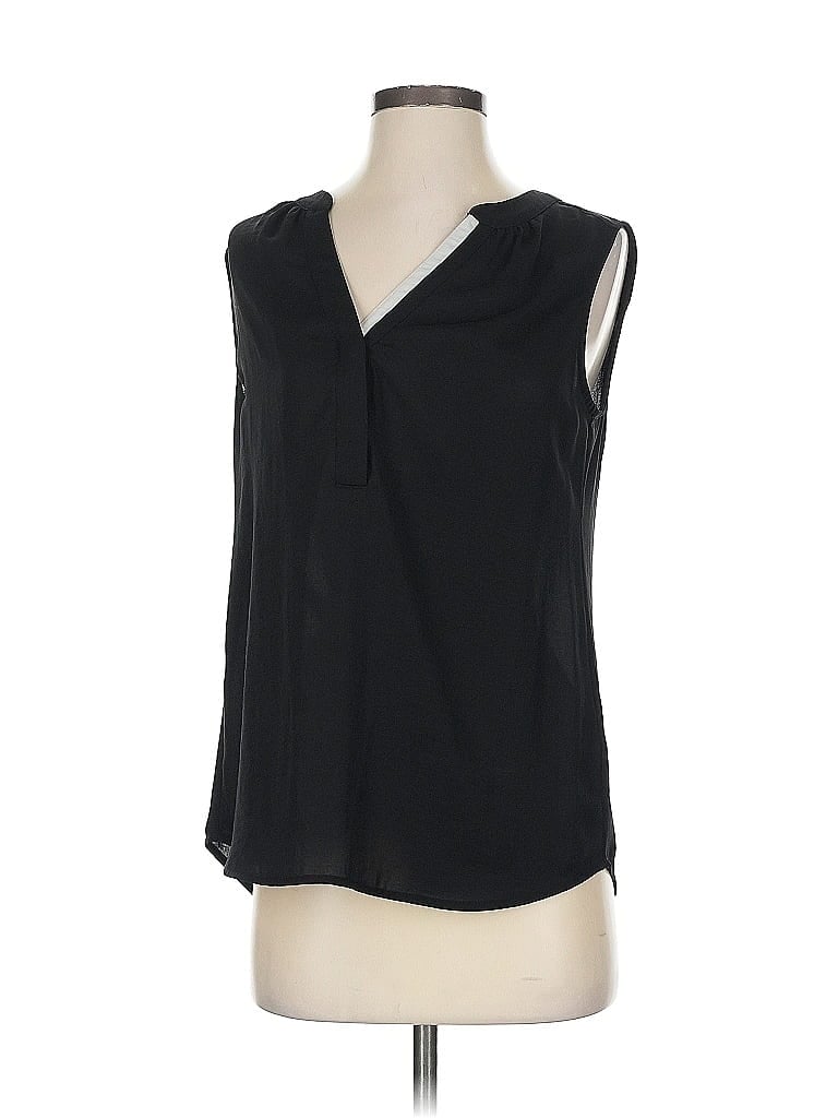 Pre-owned Banana Republic Sleeveless Blouse In Black