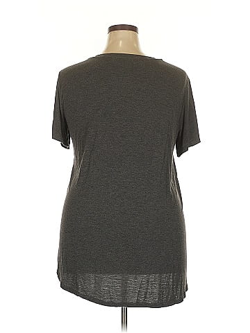 Amaryllis Short Sleeve T-Shirt (view 2)