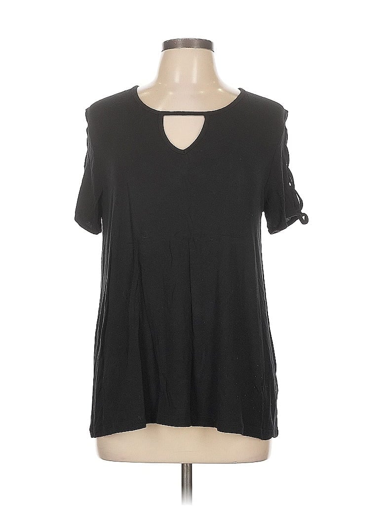 Click to view more detailed imagery on our partner's website Pre-owned White Mark Short Sleeve Top Black Keyhole Neckline Tops