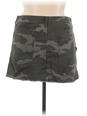 Aero Casual Skirt (view 2)