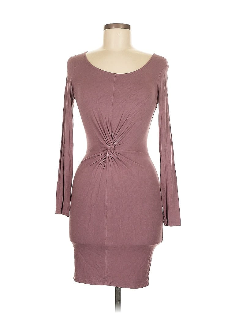 Click to view more detailed imagery on our partner's website Pre-owned Forever 21 Cocktail Dress In Burgundy