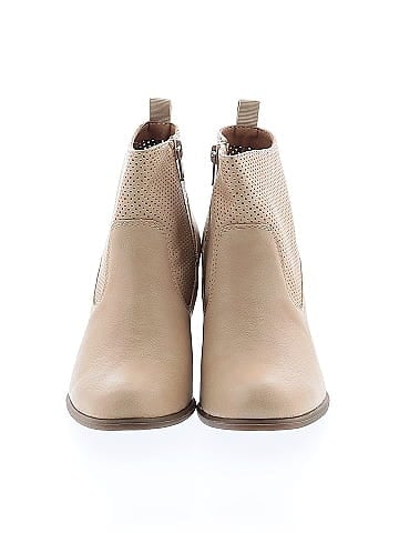 White Mountain Ankle Boots (view 2)