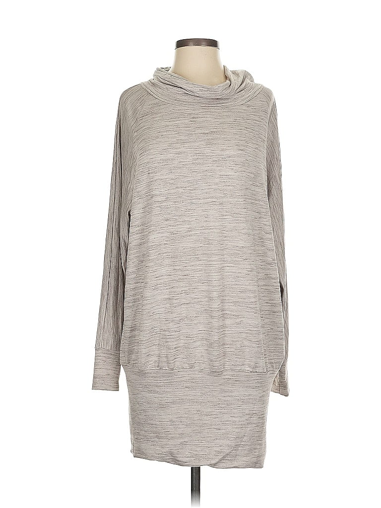 Pre-owned Venus Casual Dress In Gray