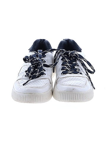 Carter's Sneakers (view 2)