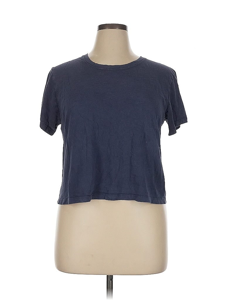 Click to view more detailed imagery on our partner's website Pre-owned Athleta Short Sleeve T-shirt In Blue