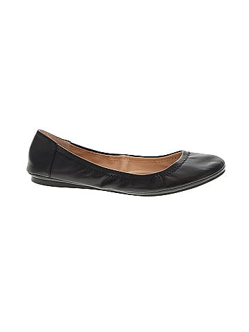TWO by Vince Camuto Flats (view 1)