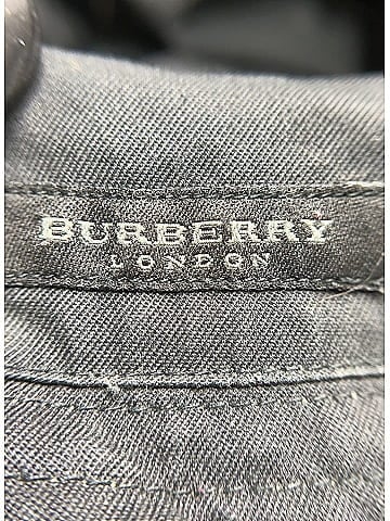 Burberry Check Reversible Bucket Hat (view 2)