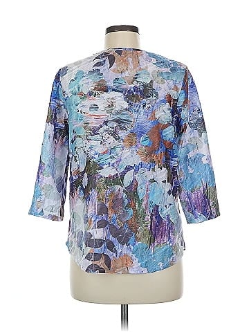 North Style 3/4 Sleeve Blouse (view 2)