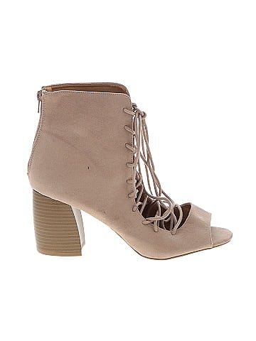 Qupid Heels (view 1)