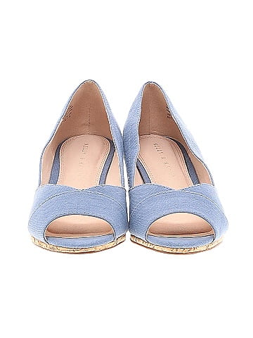 Kelly & Katie Wedges (view 2)