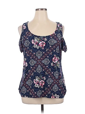 Eye Candy Tank Top (view 1)