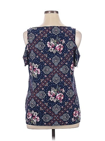 Eye Candy Tank Top (view 2)