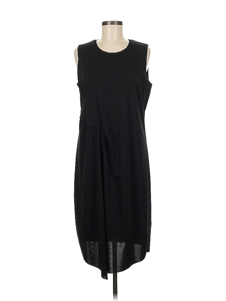 Click to view more detailed imagery on our partner's website Pre-owned Elie Tahari Casual Dress In Black