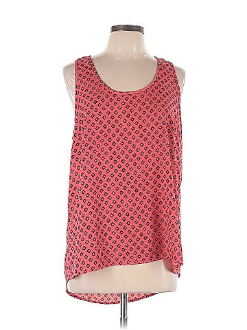 Pleione Sleeveless Top (view 1)