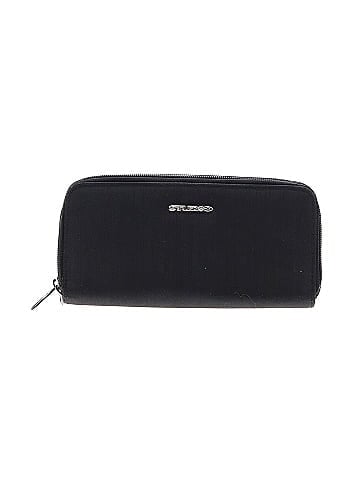 Studio Wallet (view 1)