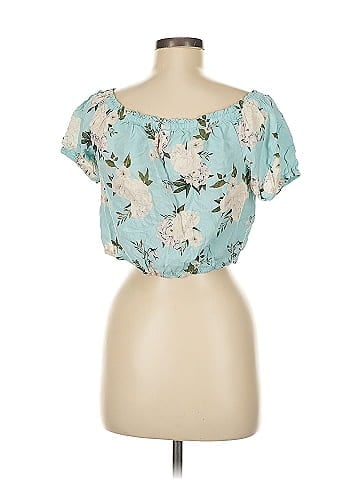 Xhilaration Short Sleeve Blouse (view 2)