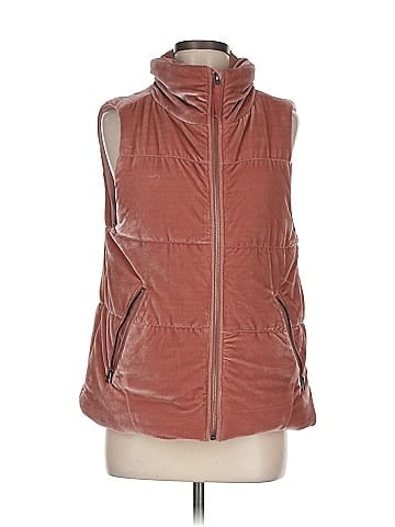 Dylan Vest (view 1)