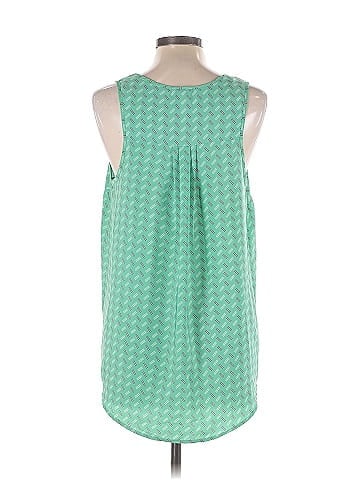 Pleione Sleeveless Top (view 2)