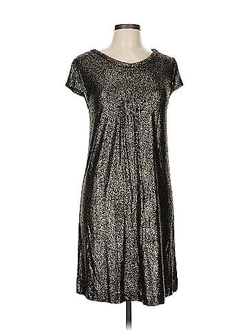 Isle Apparel Casual Dress (view 1)