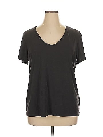 Gap Fit Short Sleeve T-Shirt (view 1)