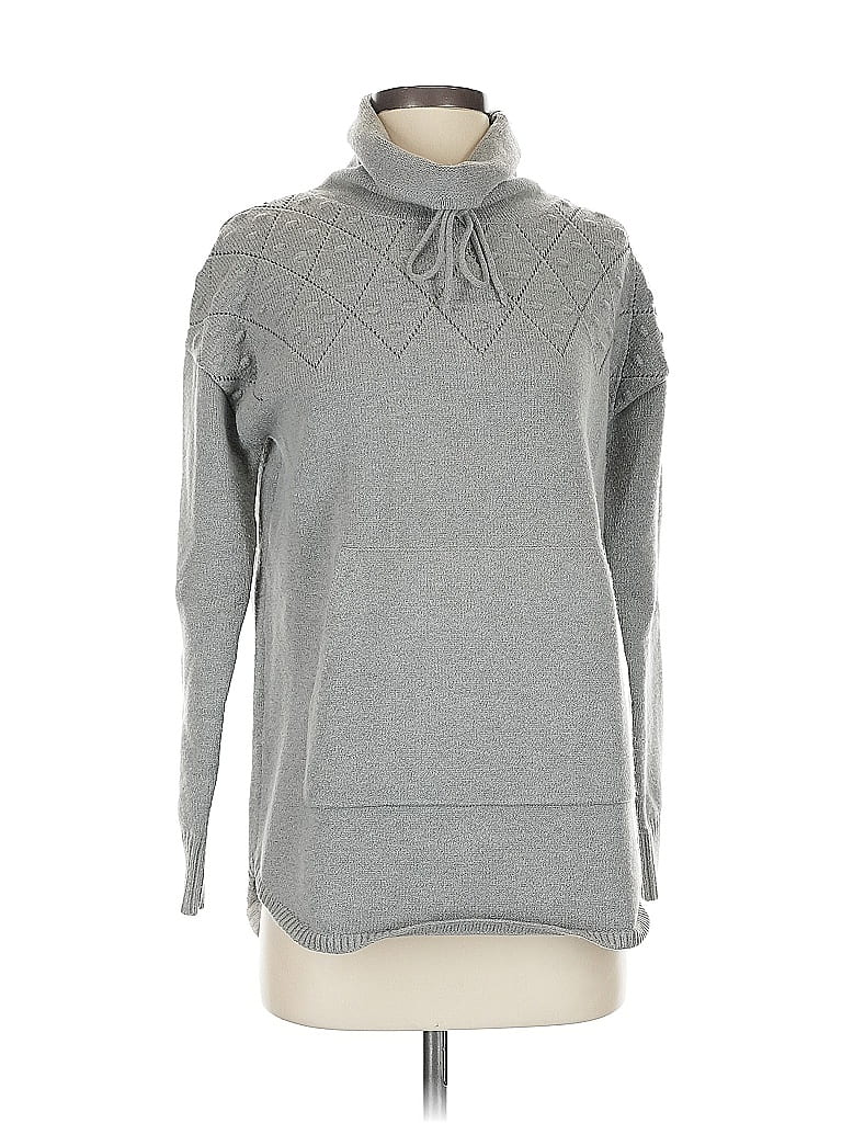 Click to view more detailed imagery on our partner's website Pre-owned Carve Designs Pullover Sweater In Gray
