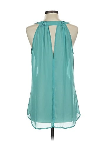 Bisou Bisou Sleeveless Blouse (view 2)