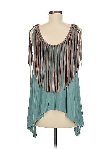 Judith March Sleeveless T-Shirt (view 2)
