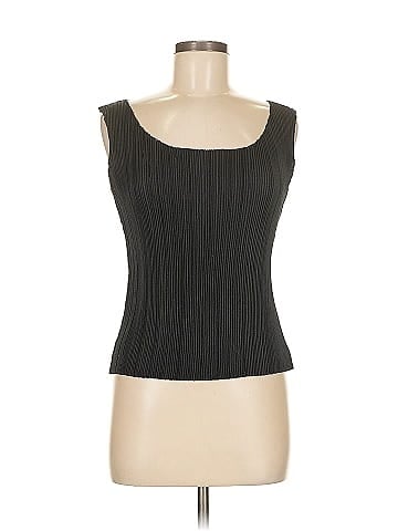 VEECA Sleeveless Top (view 1)