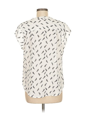 Fun2Fun Short Sleeve Blouse (view 2)