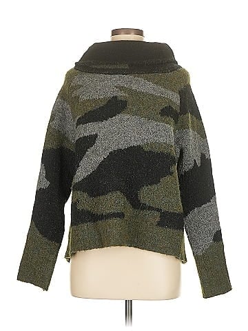 RD Style Pullover Sweater (view 1)