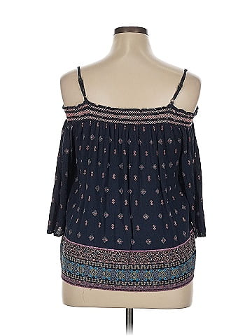 Xhilaration 3/4 Sleeve Blouse (view 2)