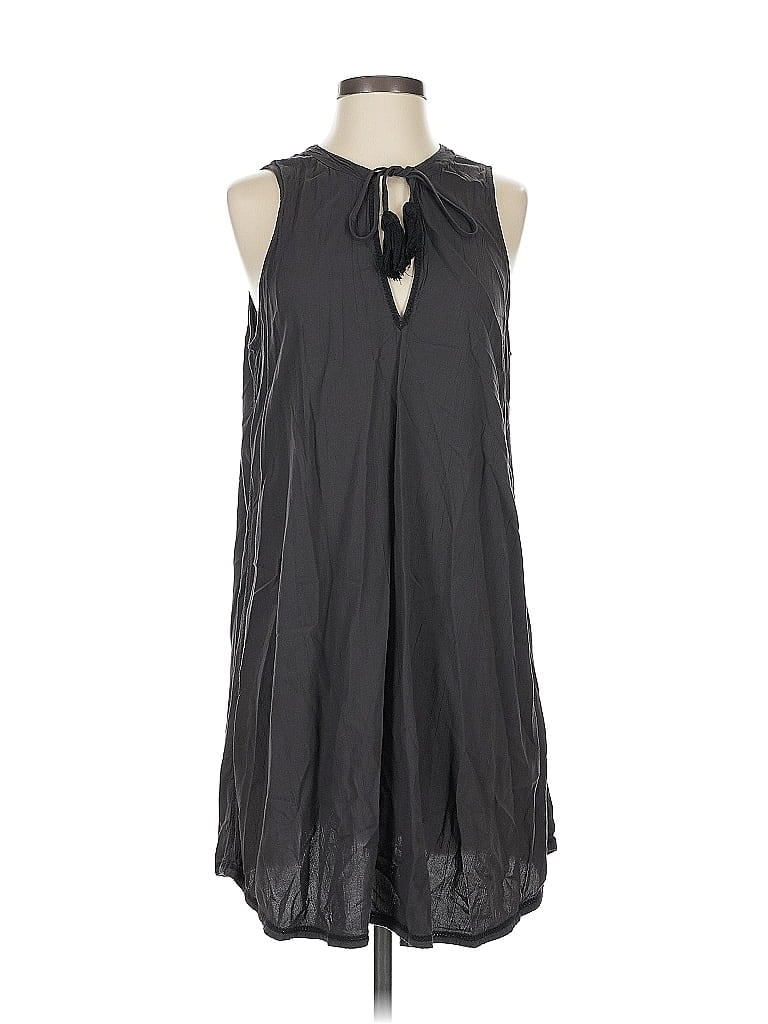 Pre-owned Lou & Grey Casual Dress In Gray