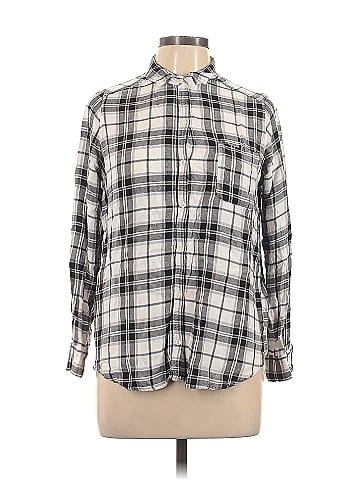 Hollister Long Sleeve Button-Down Shirt (view 1)
