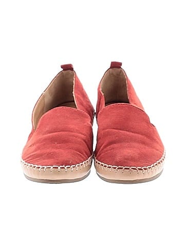 Universal Thread Flats (view 2)