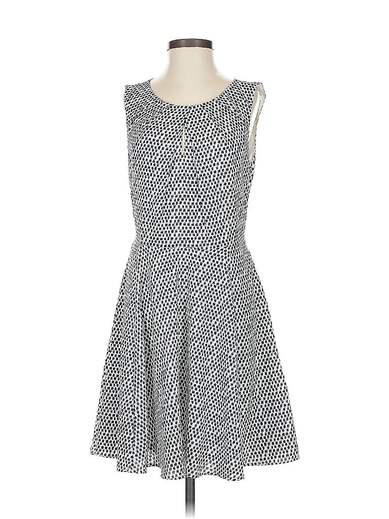 Click to view more detailed imagery on our partner's website Pre-owned Express Casual Dress In Gray