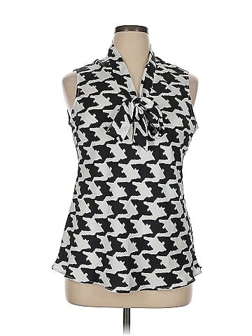 Kasper Sleeveless Blouse (view 1)