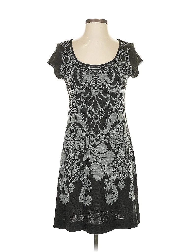 Click to view more detailed imagery on our partner's website Pre-owned Karen Kane Cocktail Dress In Black